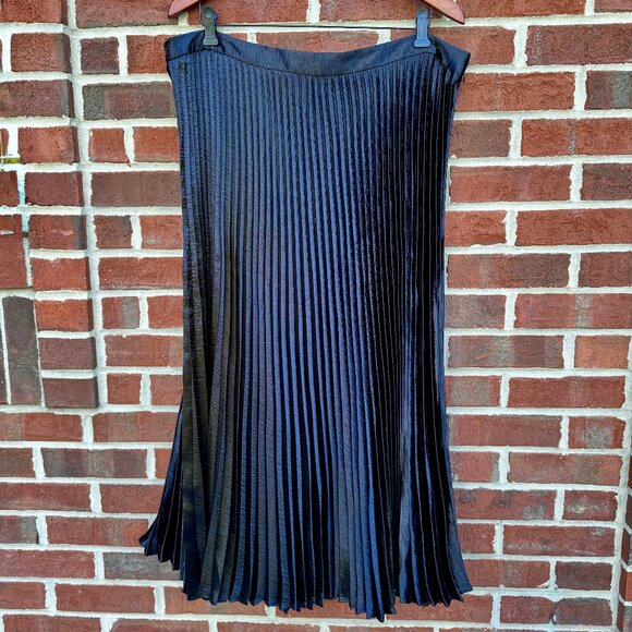 Express Midi Skirt Womens XL Black Accordion Pleat Elegant Minimalist - Picture 1 of 10